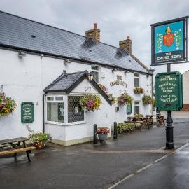 The Cross Keys, hotel in Esh