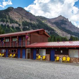 High Country Motel and Cabins、クック・シティのホテル