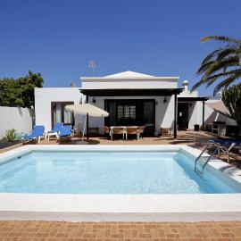Villas Reina, hotel sa Costa Teguise