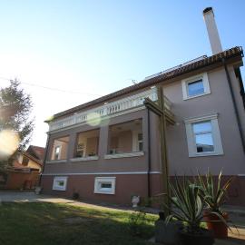 Hostel Teresianum, hotel di Aleksinac