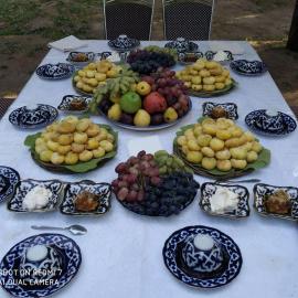 Uvaysiy family guest house, hotel em Margilan