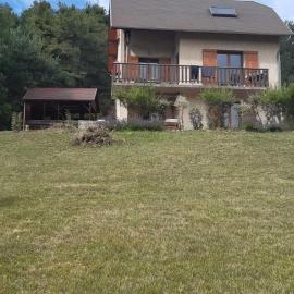 Mon ecrin de nature rez de jardin, Hotel in Seyne