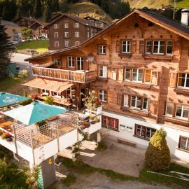 Nangijala Hostel, hotel u gradu 'Disentis'