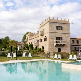 Hotel Pazo O Rial, готель у місті Вілагарсія-де-Ароуса
