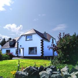 Madra Rua Organic Accommodation, hótel í Ballyliffin