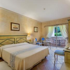 COLONNA RESORT, a Colonna Luxury Beach Hotel, Porto Cervo, hotel u gradu Porto Červo