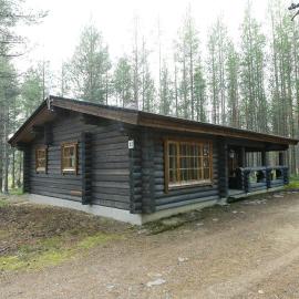 Joutsen Holiday Home - Valkea Homes, hotel em Luosto