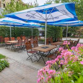 Galerie Hotel Leipziger Hof, хотел в Лайпциг