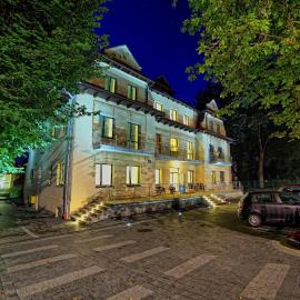 Parkowy Dworek, hotel en Rabka