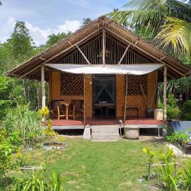 Mutiara Beach Resort, hotel en Berakit