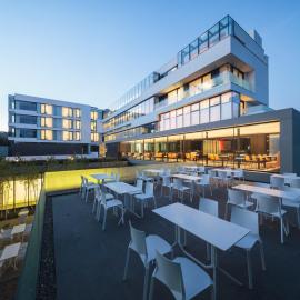 Hotel Privo，特爾古穆列什的飯店