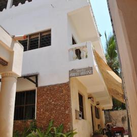 Shella White House, hótel í Lamu
