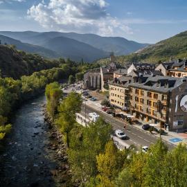 Hotel Restaurant Les Brases, hotel din Sort