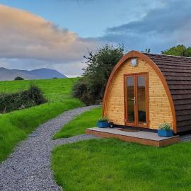 Farmyard Lane Glamping、キラーニーのホテル