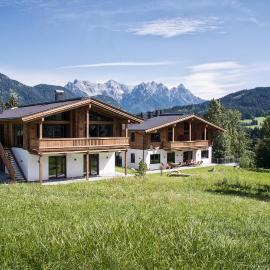 Zeitfrei Chalet Apartments, hotel in Fieberbrunn