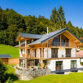"Landhaus Panorama" - Luxuriöse Ferienwohnungen in bester Lage für gehobene Ansprüche、オーベルストドルフのホテル