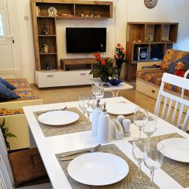 EasyStay Two Bedroom Apartment