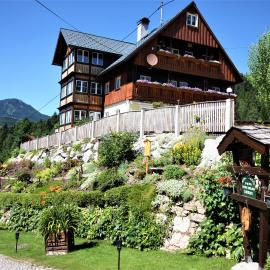 Ferienhaus Kühlwein, hotell i Bad Goisern