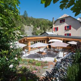 Auberge du Bachelard, hotel v mestu Uvernet