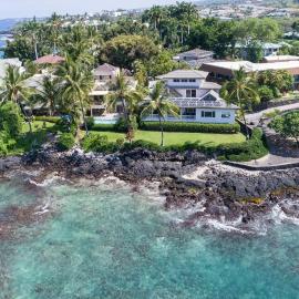 Ali'i Point Spacious and Private Oceanfont Villa with A/C