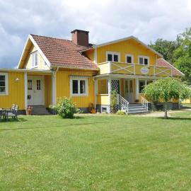 Hotel & Pensionat Björkelund, ξενοδοχείο σε Stenbrohult