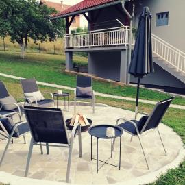 Artisan House Meraki: Udbina şehrinde bir otel
