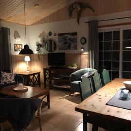 Eyjasol Cottages, hotel in Reykholt