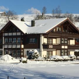 FeWos Haus Rebstock, khách sạn ở Altstädten