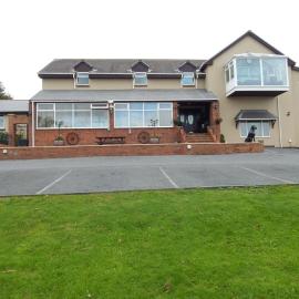Lakeland Guest House, hotell i Pembroke Dock