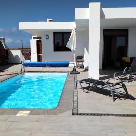VILLA BLANCA