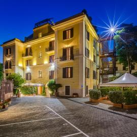 Romoli Hotel, Hotel in Rom