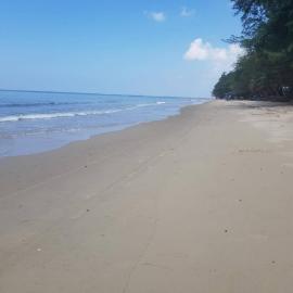 Amy's beach apartments, hotel in Rayong