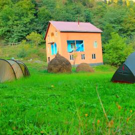 Guest House "Oasis", hotel u gradu Khulo