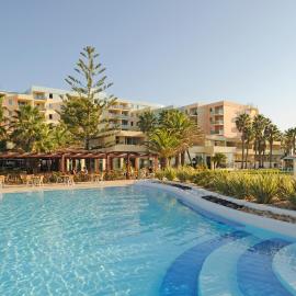 Pestana Viking Beach & SPA Resort, hotel en Armação de Pêra