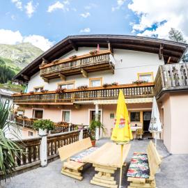 Haus Bergblick, hotel i Prägraten