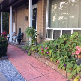 Private property with guest rooms, hotel u gradu Brampton