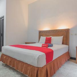 RedDoorz Plus near RSUD Majalengka, hotel di Majalengka