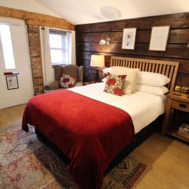 Boutique Garden Lodge @ The Larches, hotelli kohteessa Wolverhampton