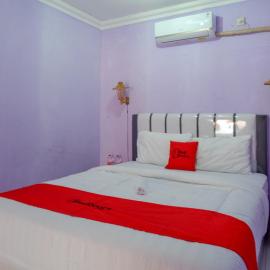 RedDoorz near Goa Jatijajar 2, hotel v destinácii Kebumen
