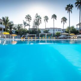 Fuentepark Apartments, hotel in Corralejo