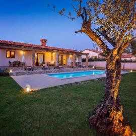 Villa Grebac: Kaštelir şehrinde bir otel