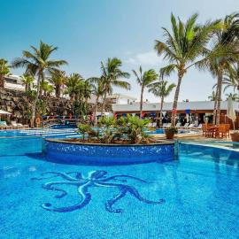 Apartamentos los volcanes, hotelli Puerto del Carmenissa
