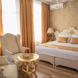 Otantik Shumen, hotel v destinaci Šumen