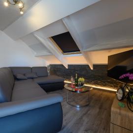 Le Clocher, hotel in Nassogne