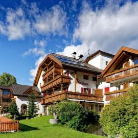 Apartments Residence Montana, hotelli kohteessa Rasun di Sopra