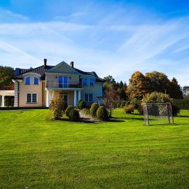 Willa Kamieniec Bieszczady, hotel v destinácii Polańczyk