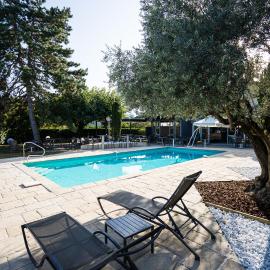 PoMo Hôtel & Restaurant, hotel in Échirolles