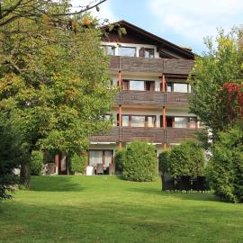 Apartments Krassnig, hotell i Krumpendorf am Wörthersee