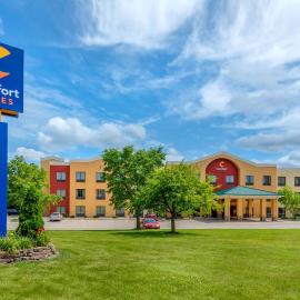 Comfort Suites near Route 66, хотел в Спрингфийлд