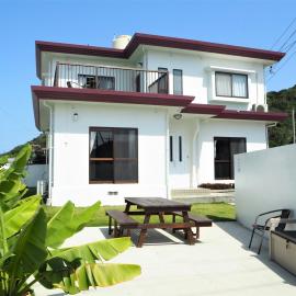 Sea side house Ogimi, hotel in Ōgimi